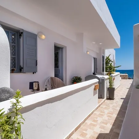 Santorini 3*