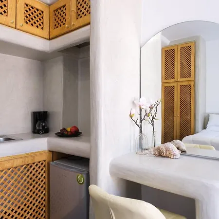 Hotel apartamentowy Santorini