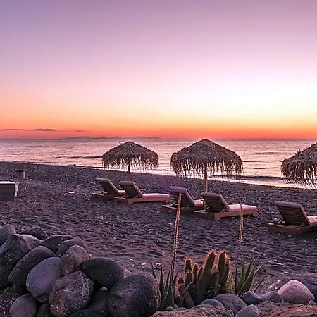 Santorini Aparthotel Kamári