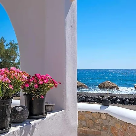 Santorini Aparthotel 4*