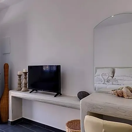 Aparthotel Santorini 4*