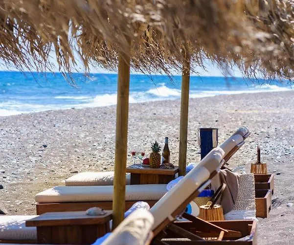 Santorini Aparthotel Kamári