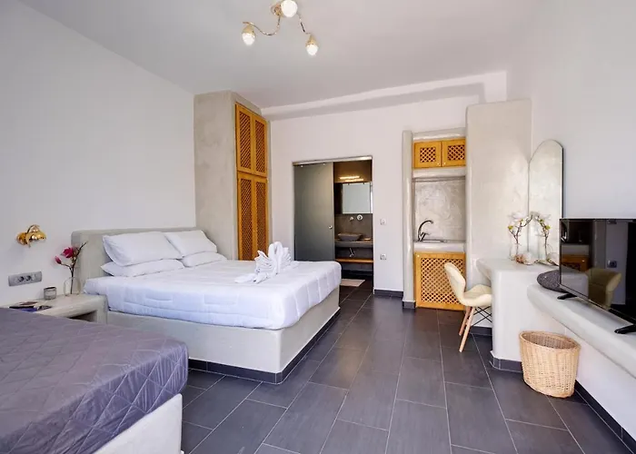 Santorini Aparthotel