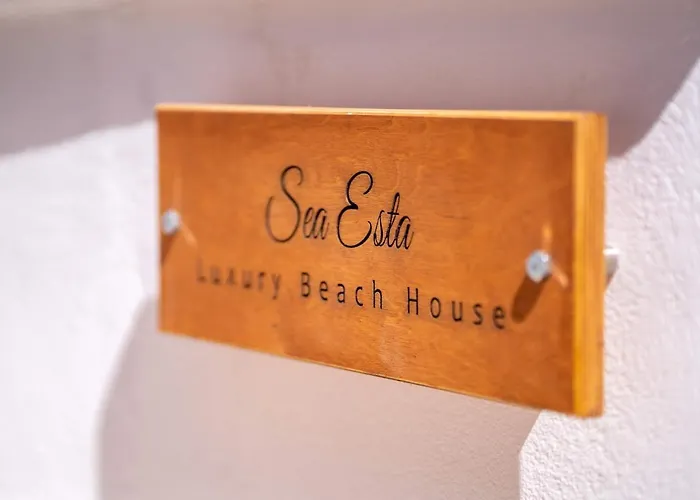 Santorini Aparthotel