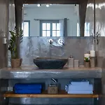 Santorini 4*