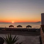 Santorini Apartahotel